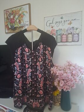 Black Floral Panel Flutter-Sleeve Blouse with Pink Blossoms